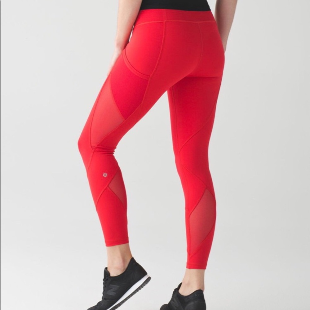 Red Lupu lemon leggings